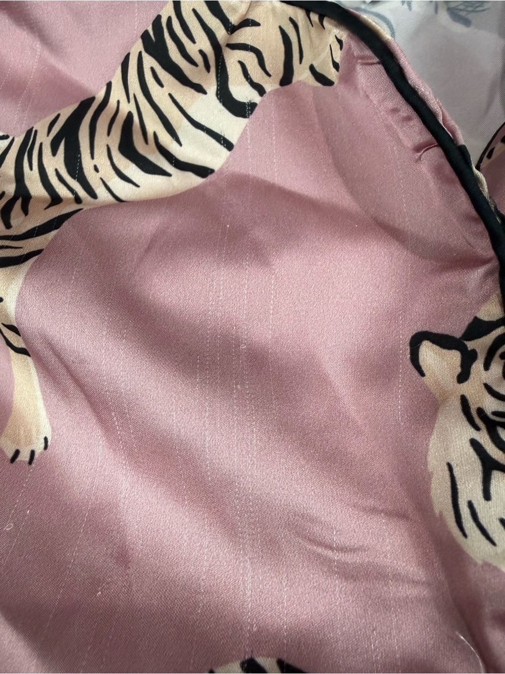 Averie Pink Tiger Dalia PJ Set - Picture 7 of 11